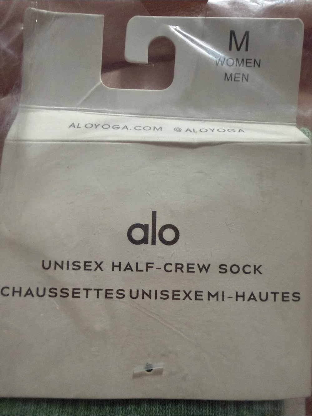 ALO Yoga Men's Crew Socks in Mint - Picture 3 of 5